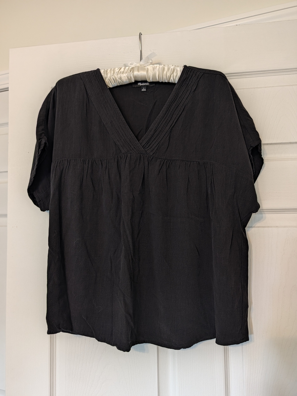 Madewell Black V-Neck Pintuck Short Sleeve Blouse